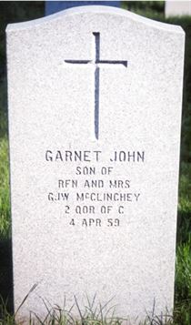 Headstone of Garnet John McClinchey.