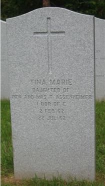 Headstone of Tina Marie Assenheimer.