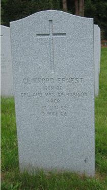 Headstone of Clifford Ernest Robison.