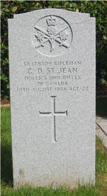 Pierre tombale de C. D. St. Jean.