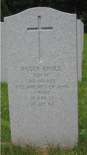 Headstone of Roger Bruce Horn.
