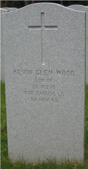 Headstone of Kevin Glen Wood Crouse.