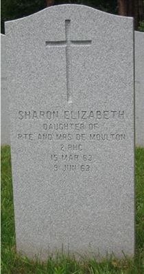 Headstone of Sharon Elizabeth Moulton.