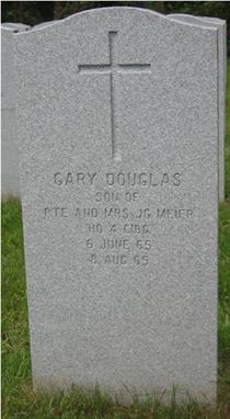 Headstone of Gary Douglas Meier.