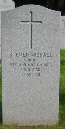 Headstone of Steven Michael King.
