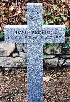 Headstone of David Brian Kempton.