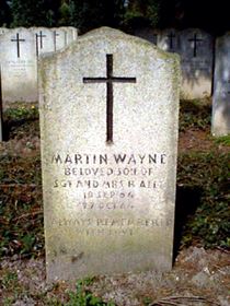 Pierre tombale originale, remplacée en 2003