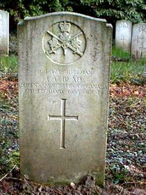 Original headstone prior to replacement in 2003