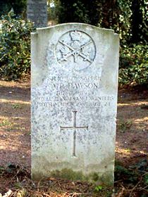 Original headstone prior to replacement in 2003