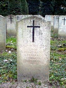 Original headstone prior to replacement in 2003