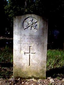 Pierre tombale originale, remplacée en 2003