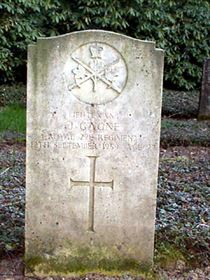 Pierre tombale originale, remplacée en 2003