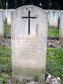 Pierre tombale originale, remplacée en 2003