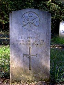 Original headstone prior to replacement in 2003
