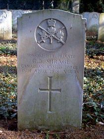 Pierre tombale originale, remplacée en 2003