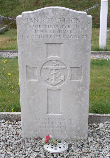 Headstone of Ian Robertson.